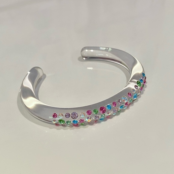 Transparent acrylic cuff bracelet with mixed Swarovski crystals rhinestones - Picture 6 of 11